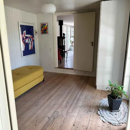 Hébergement de vacances Lovely Bright Summer House Close To Hornbaek,